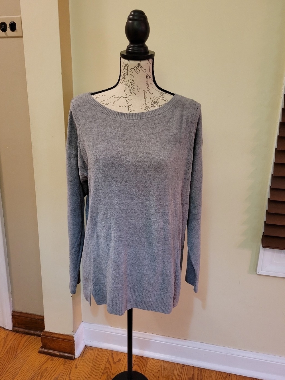 Barefoot Dreams Cozychic Ultra Lite Pullover Large